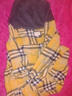 American Eagle Yellow and Navy Plaid Hooded Shirt